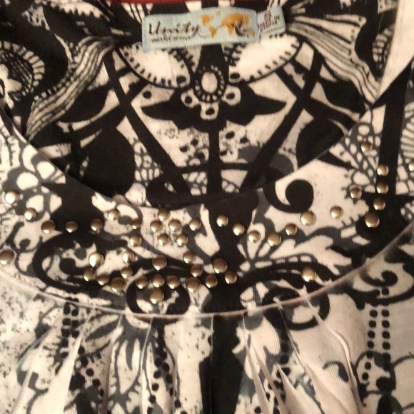 Design Top - Picture 3 of 5